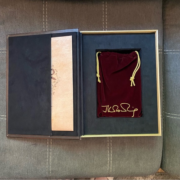 The Tales of Beedle the Bard by JK Rowling COLLECTORS FIRST EDITION - Picture 9 of 16